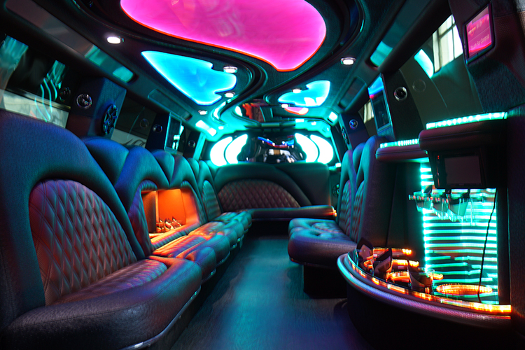 tuckahoe limo with built-in bar area